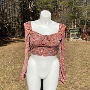 Paper Moon flowers on caramel fitted bust long sleeved crop top size L